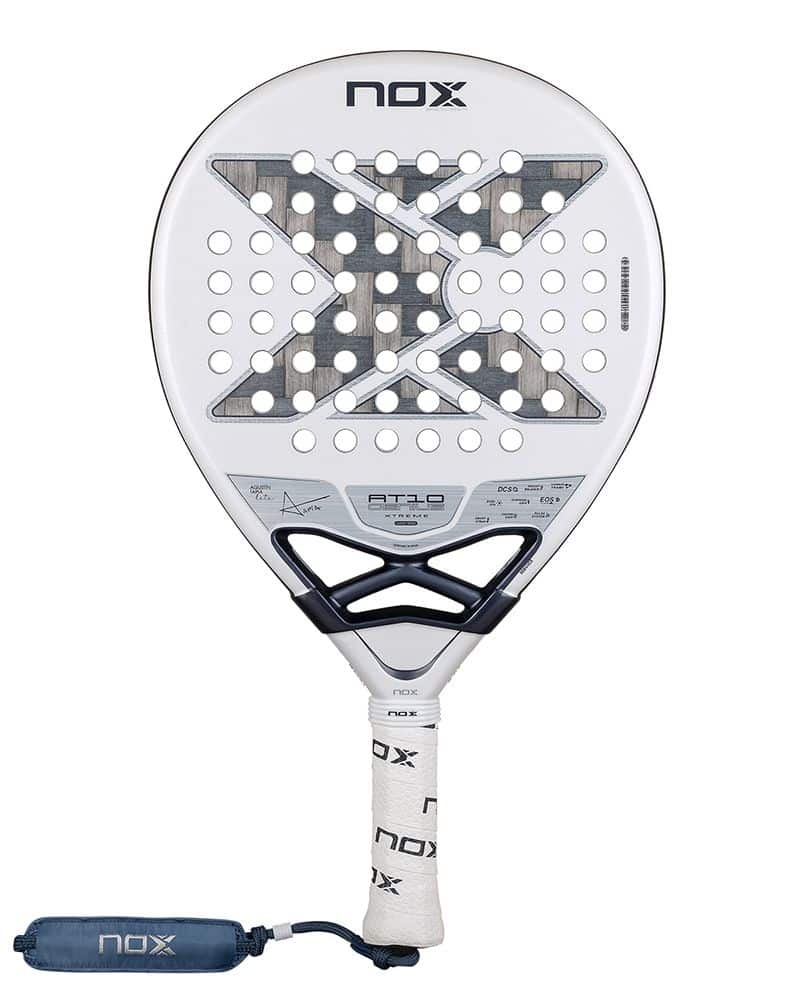 Pala de padel Nox AT10 12K XTREME LITE Pala de padel Nox AT10 12K XTREME LITE